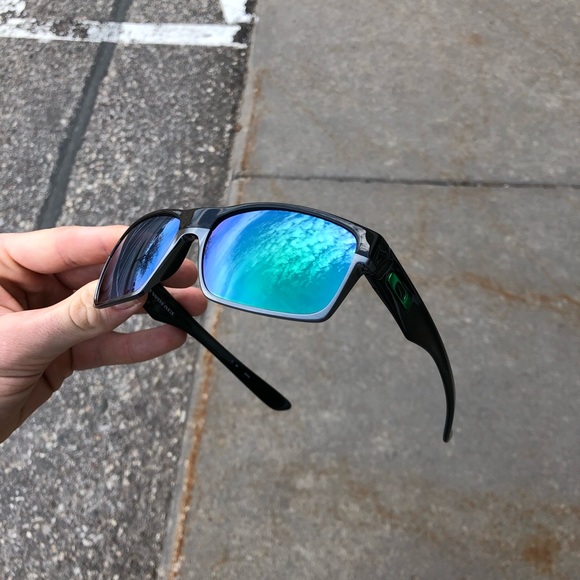 Don’t want them anymore. Like new condition! - Picture 3 of 5